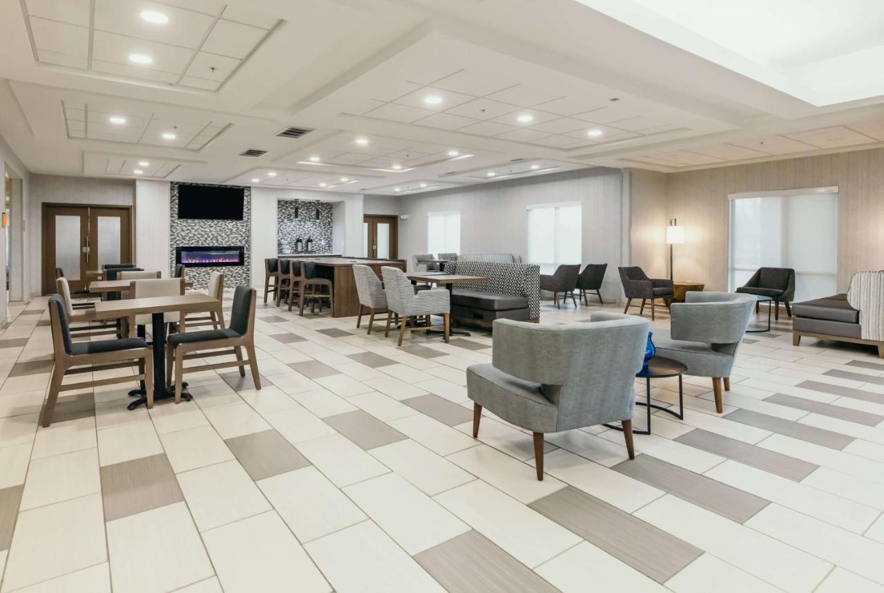 La Quinta Inn & Suites By Wyndham Ankeny Ia - Des Moines Ia Εξωτερικό φωτογραφία