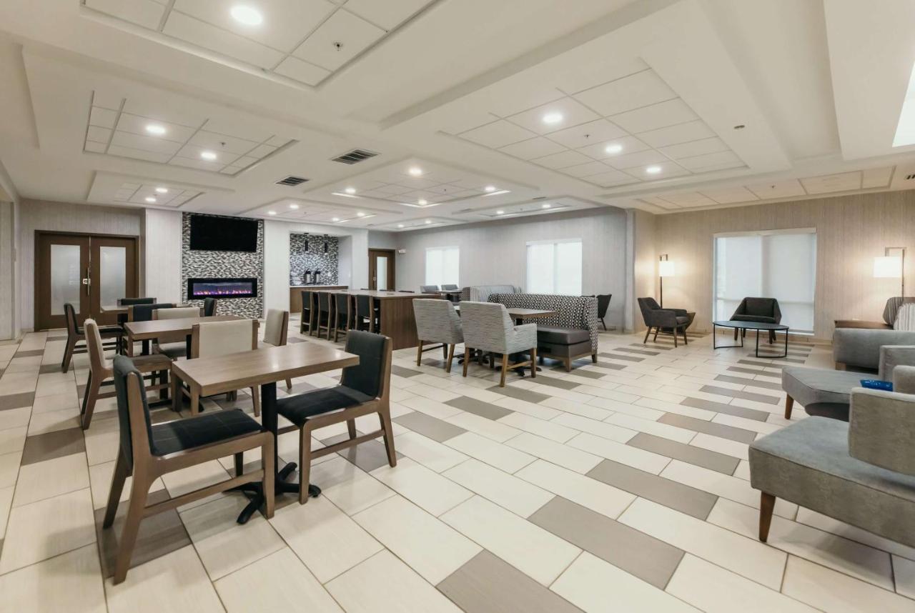 La Quinta Inn & Suites By Wyndham Ankeny Ia - Des Moines Ia Εξωτερικό φωτογραφία