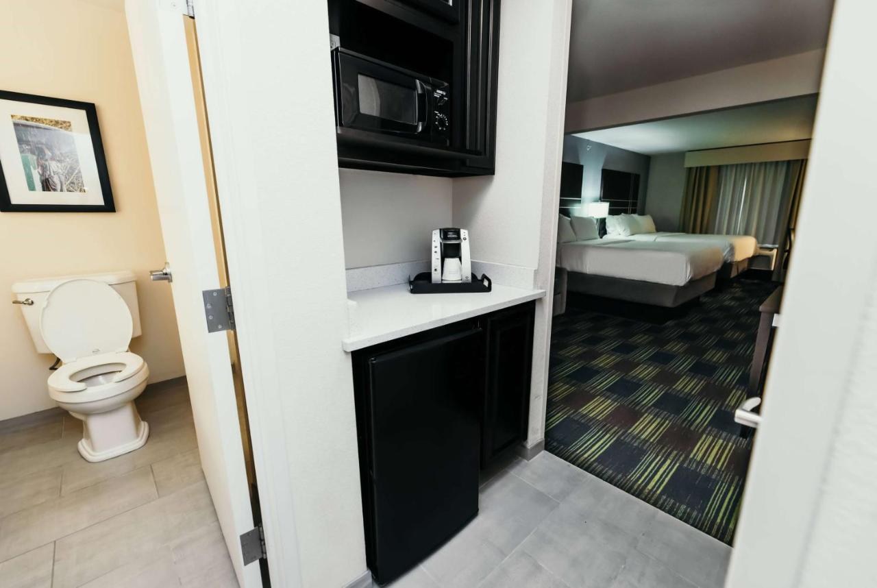 La Quinta Inn & Suites By Wyndham Ankeny Ia - Des Moines Ia Εξωτερικό φωτογραφία